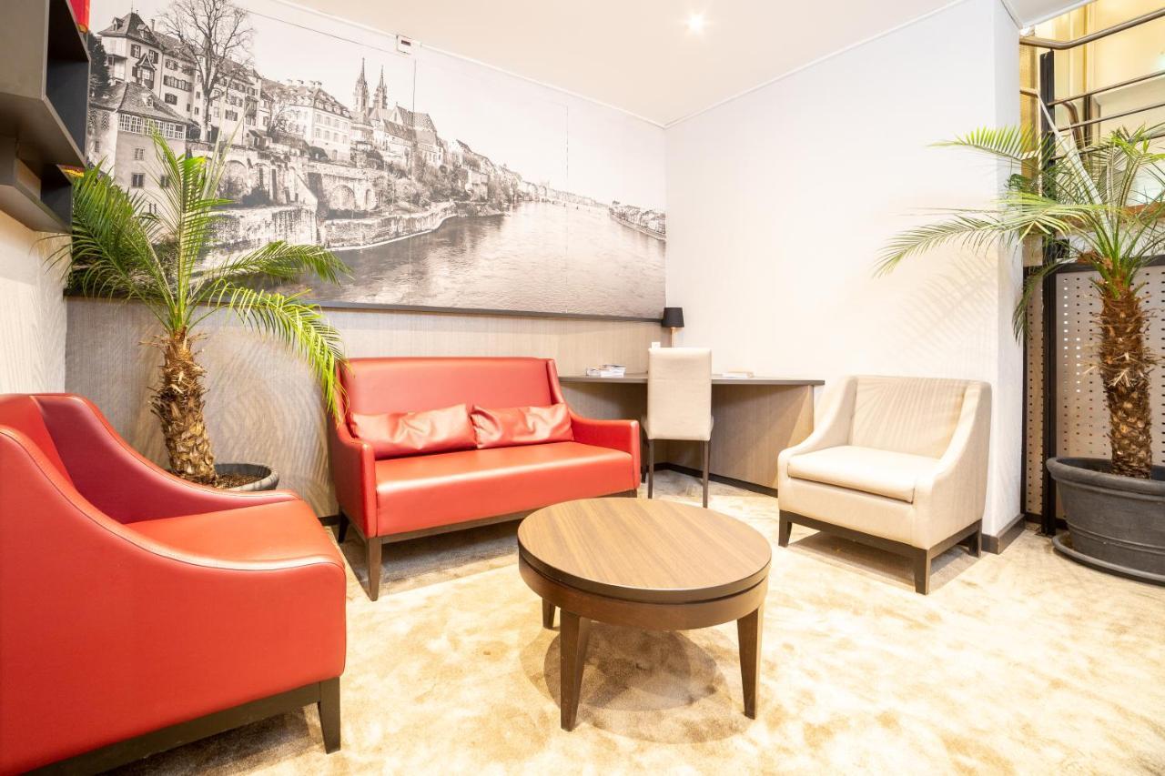 Budget Alexander Hotel 3*