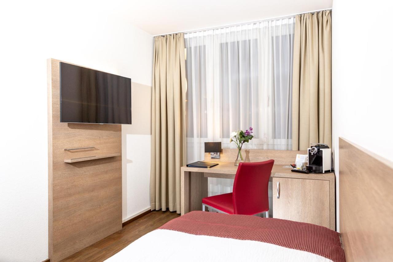 Hotel Alexander 3*