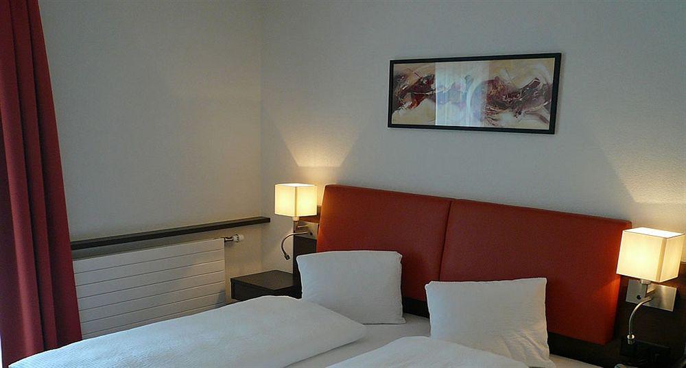 Alexander 3* Basel